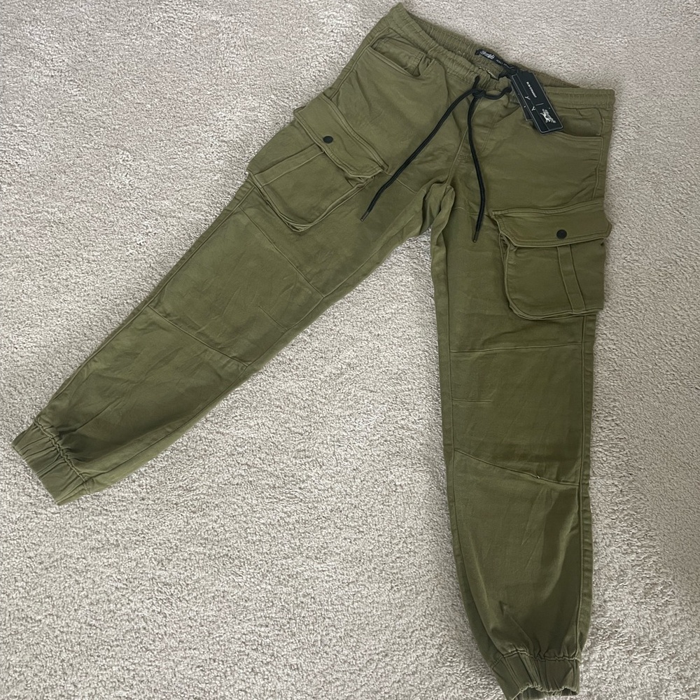 Bloomefield Green Cargo Joggers with Relaxed Fit